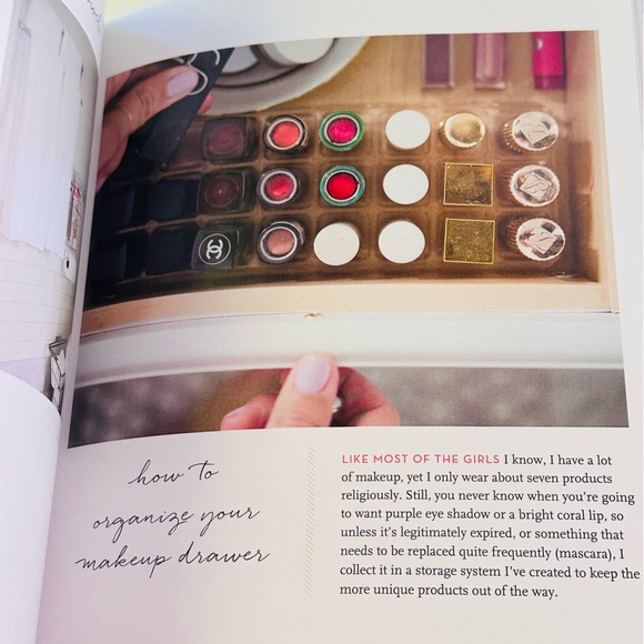 SIGNED cupcakes and cashmere at home Hardcover Interior Design Book - Picture 8 of 9
